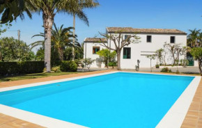 Beautiful Home In Chiaramonte Gulfi With Wifi